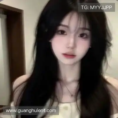骆铖柳